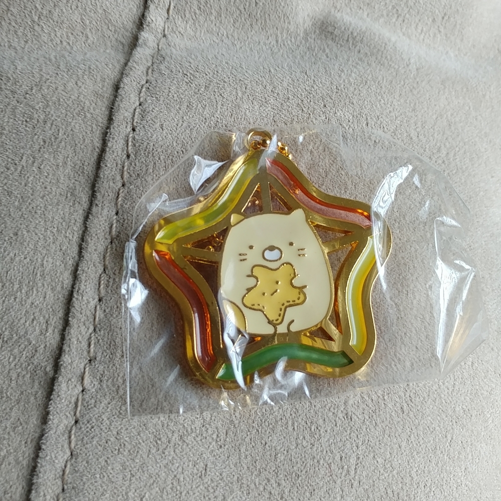 Sumikko Gurashi Neko stained glass charm
